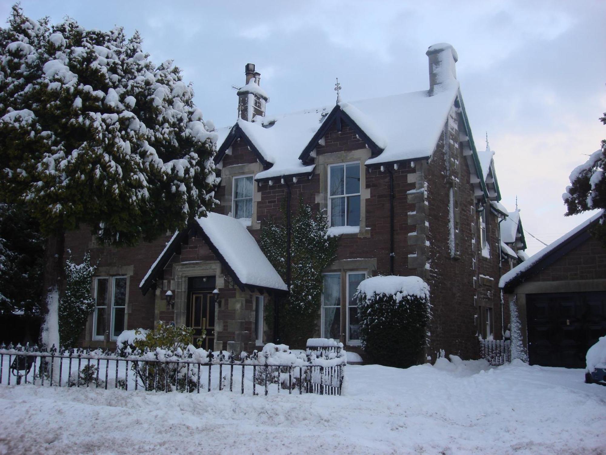 Merlindale Crieff Buitenkant foto